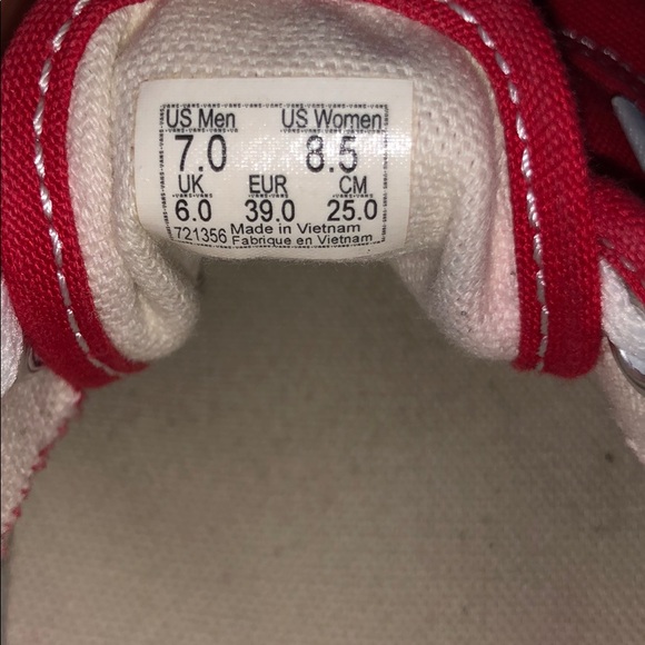 Red and White Classic Vans - Picture 4 of 6